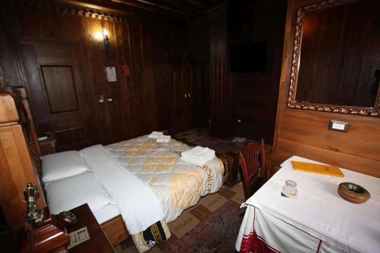 Domje Hotel Iliada
