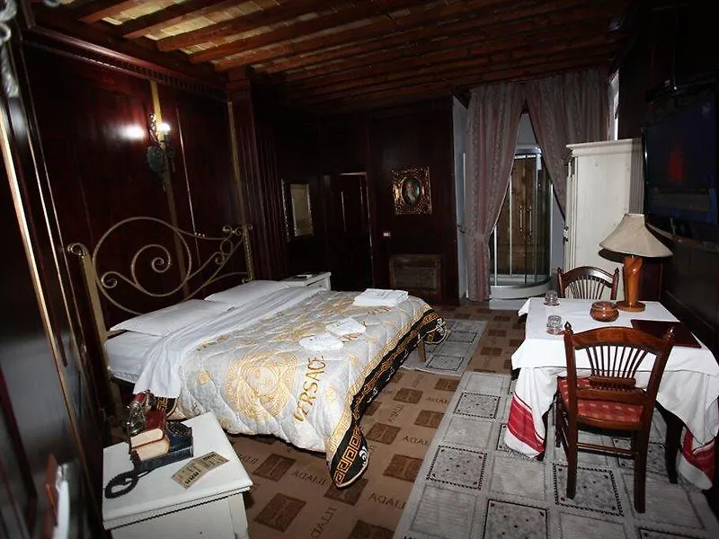 ****  Hotel Iliada Domje Албания